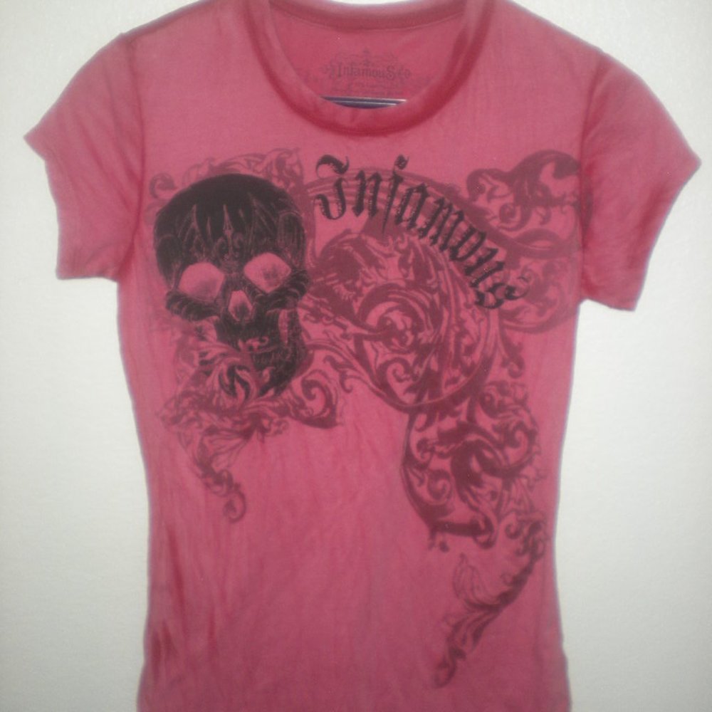 INFAMOUS Brand  T-Shirt  Top    NWOT  Size Large